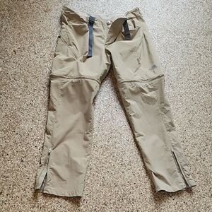 The North Face Men's Tan Convertible Zip Off, Zip Ankles Cargo Pants 36